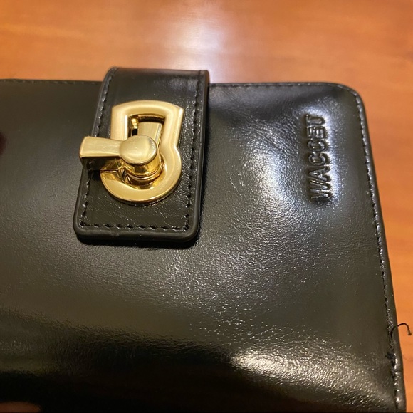 FREE IN BUNDLE* RFID blocking wallet - Picture 11 of 15